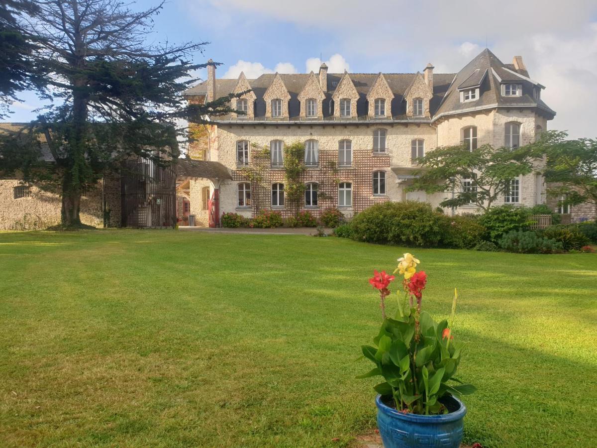 Chateau De Surville Surville  Bagian luar foto